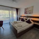 招待所 Haus Benico -pension-