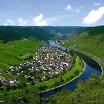 Haus Benico -pension- 招待所 恩斯特
